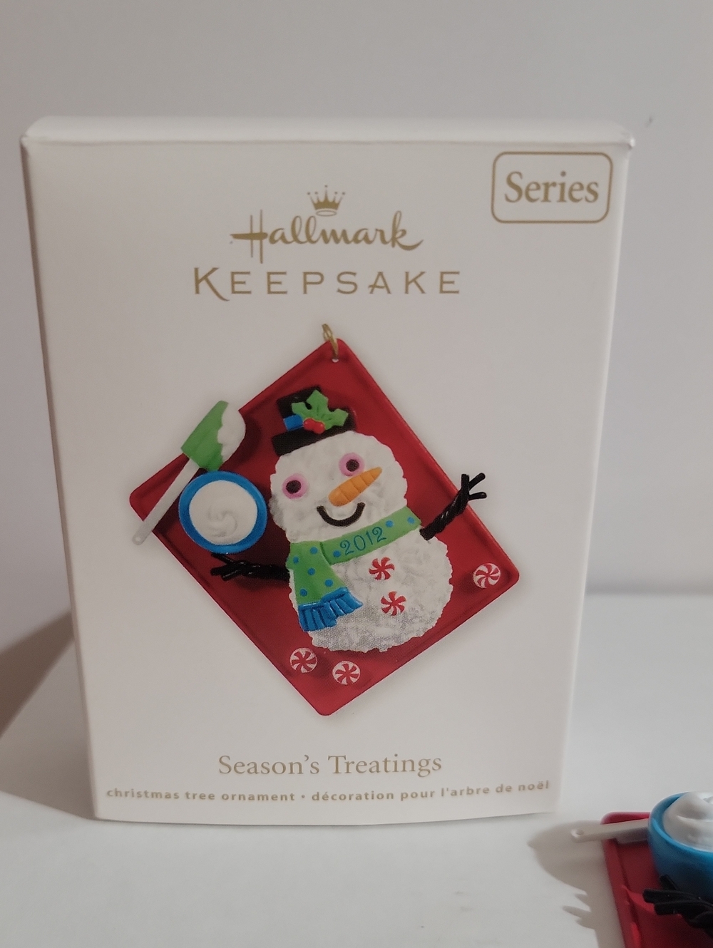 2012 Hallmark Keepsake "Season's Treatings" Ornament